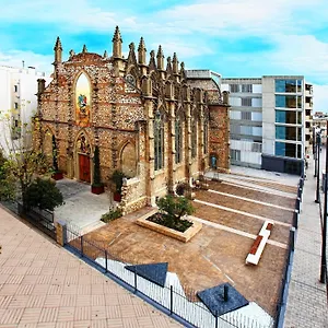 Residència Universitària Sant Joan Maison d'hôtes Reus