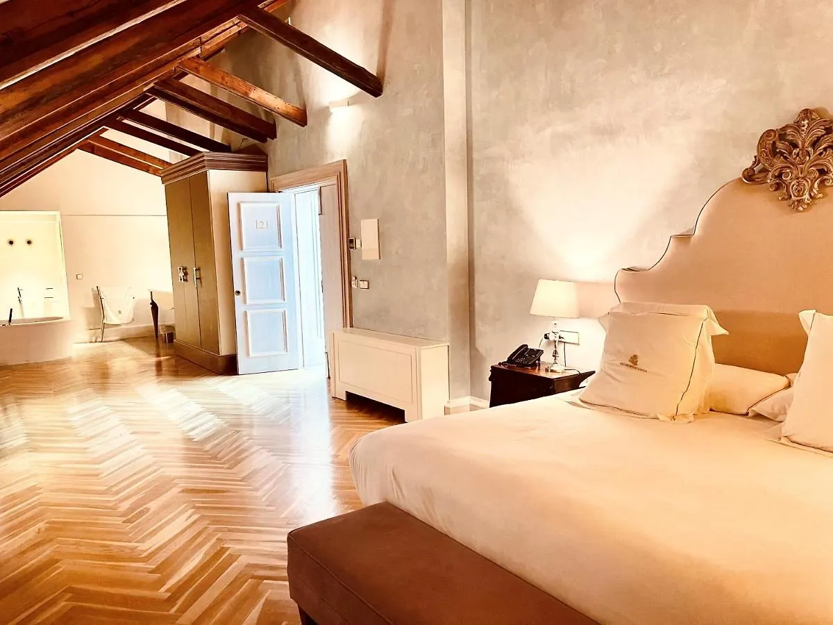Hotel Palacio De Ubeda 5 G.L